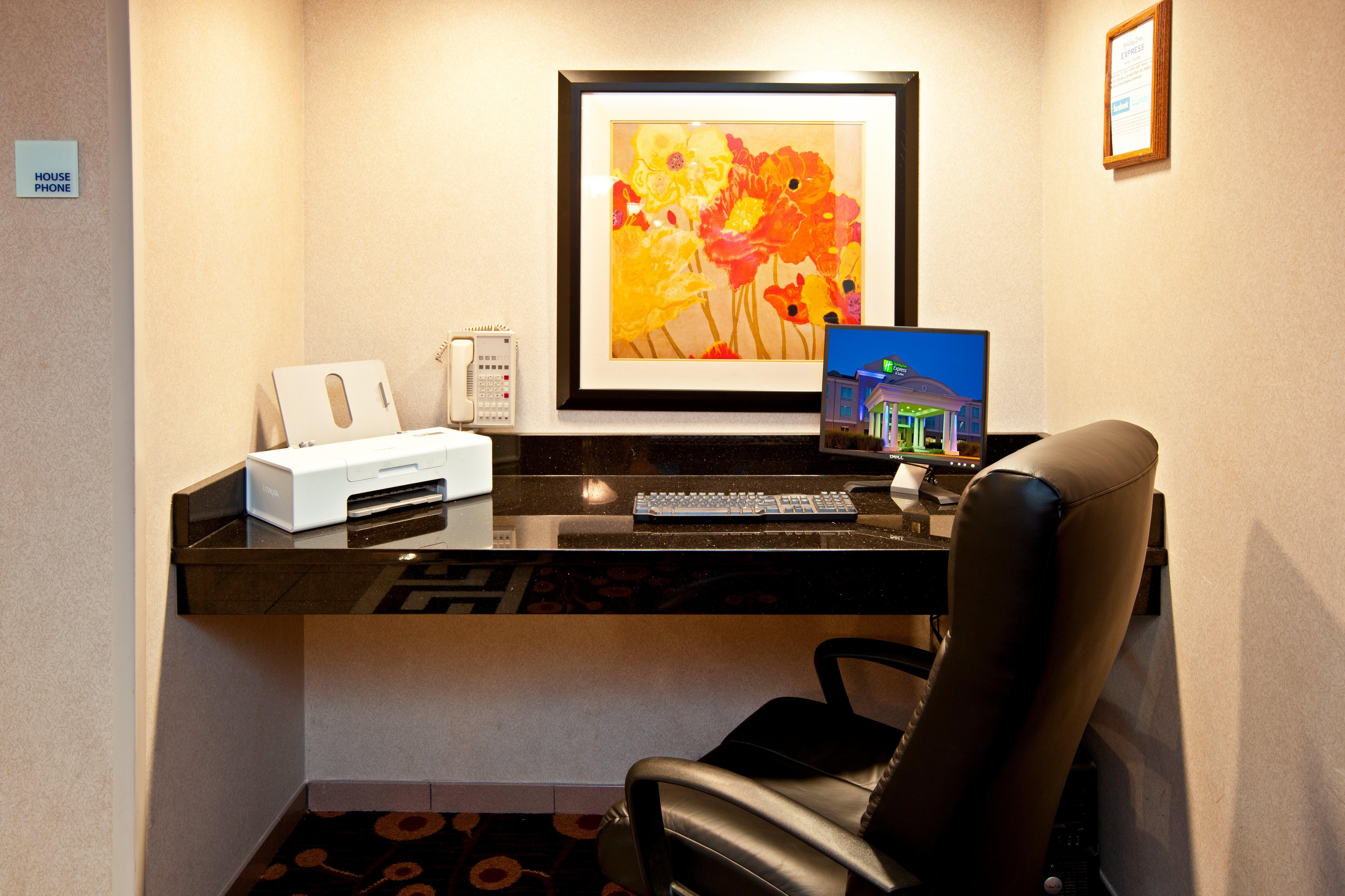 Holiday Inn Express Hotel & Suites Greenwood Rom bilde